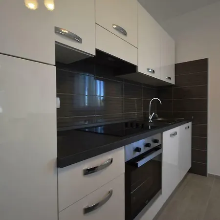 House Mia