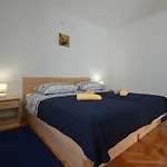 House Mia Nyaraló Starigrad-Paklenica