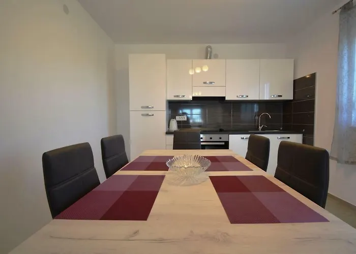 House Mia * Starigrad Paklenica